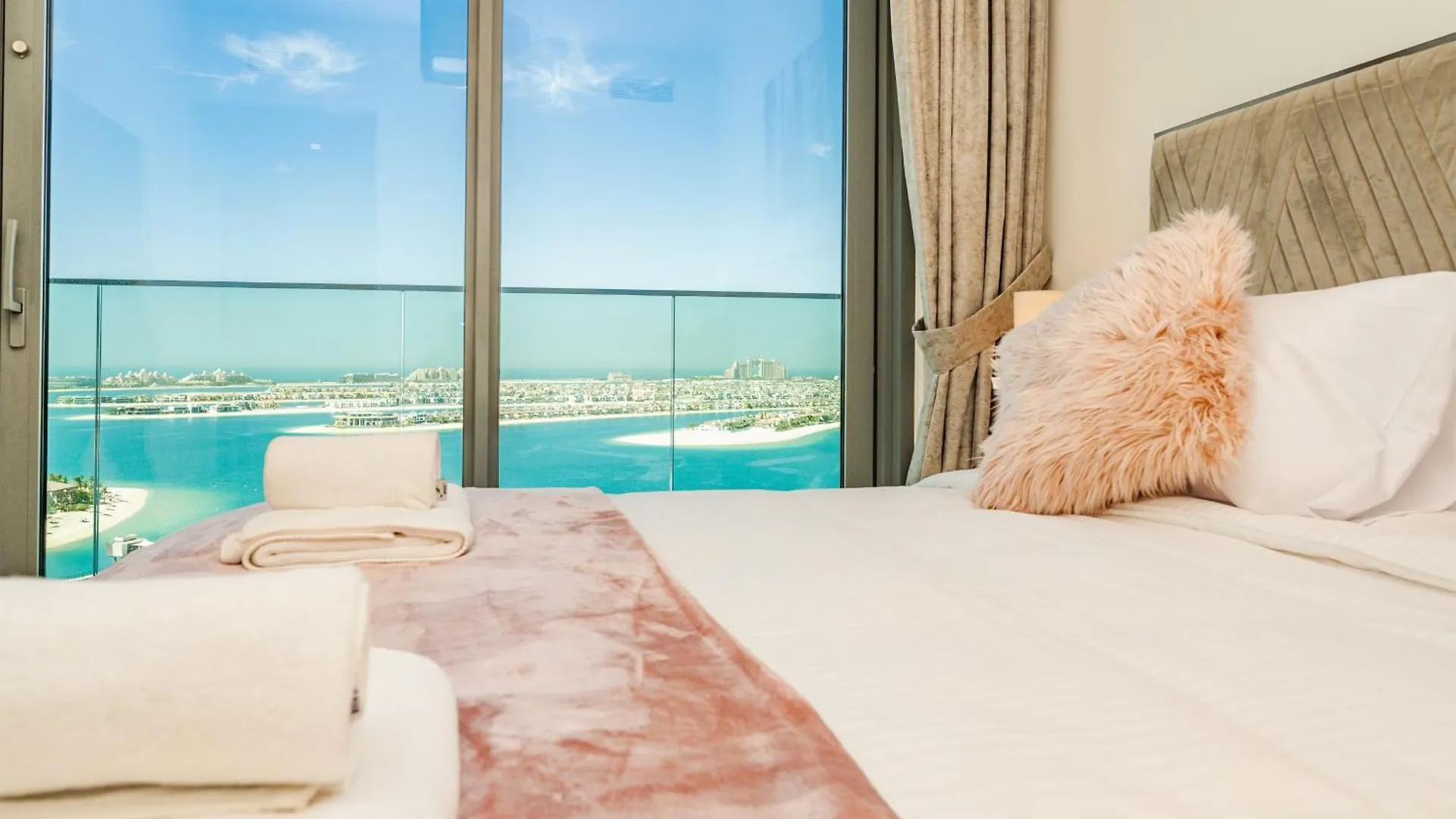 شقة Breathtaking 2 Br- Palm & Sea View دبي